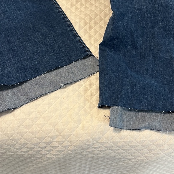 Loft kick flare crop jeans size 30/10 - Picture 3 of 6